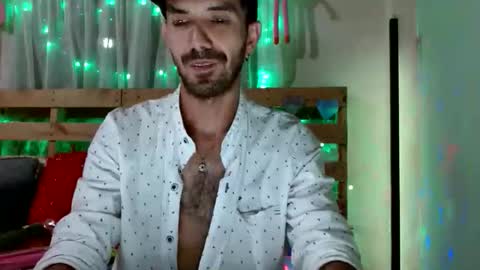 tomas gerauld. make me happy with 10000 tokens online show from February 2026 06:40:02 AM