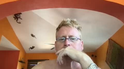 Hola online show from September 2025 06:42:01 PM