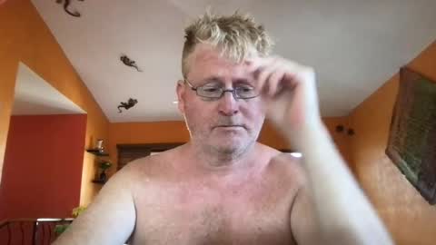 Snapshot of tomascausa chatting on July 2026 12:13:02 AM Hola online show from July 2026 12:13:02 AM