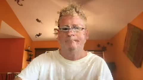 Snapshot of tomascausa chatting on August 2026 06:07:02 PM Hola online show from August 2026 06:07:02 PM