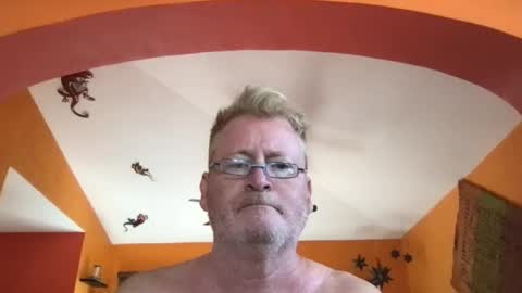 Snapshot of tomascausa chatting on August 2026 04:20:02 PM Hola online show from August 2026 04:20:02 PM