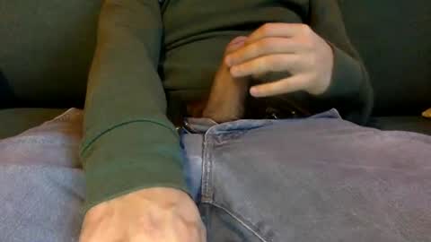 tombi125 online show from December 2024 03:30:01 PM