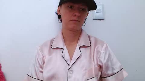 Snapshot of tomboyblue chatting on April 2026 02:15:02 PM Blue online show from April 2026 02:15:02 PM