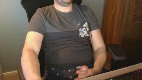 tomin3m online show from March 2026 07:21:02 PM