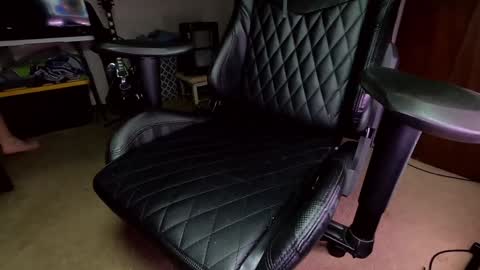 Snapshot of tomizhan chatting on December 2024 03:58:01 AM Tomi online show from December 2024 03:58:01 AM