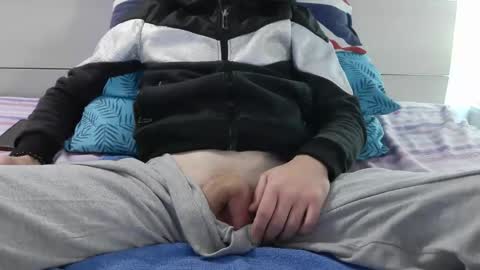 Snapshot of tommaso9046 chatting on March 2026 03:03:02 PM tommaso9046 online show from March 2026 03:03:02 PM