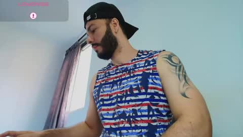 Snapshot of tommel_bailey chatting on May 2026 12:45:01 PM Tommel Bailey online show from May 2026 12:45:01 PM