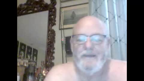 Tommie online show from October 2025 12:23:01 PM