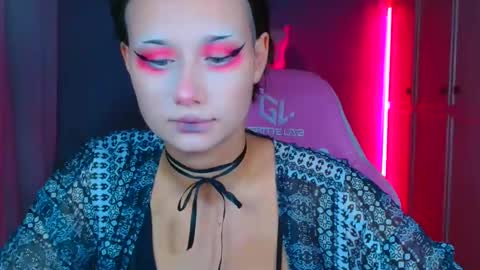 Snapshot of tommioo7 chatting on December 2025 03:55:01 AM Galadriel online show from December 2025 03:55:01 AM