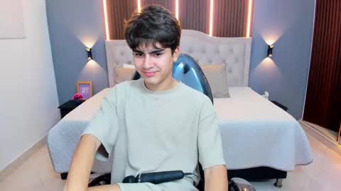 Tommy  online show from February 2026 06:22:01 AM