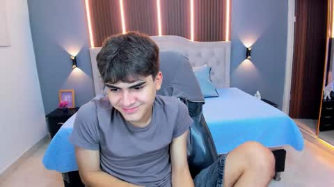 Tommy  online show from February 2026 03:49:02 AM