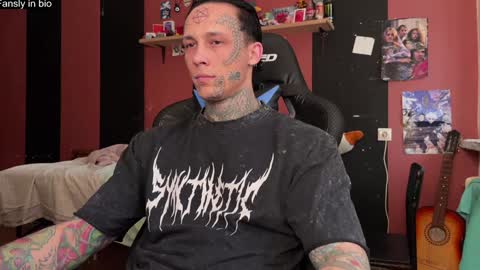 Snapshot of tommy__gun_ chatting on December 2024 10:17:02 AM Tommy and Katana online show from December 2024 10:17:02 AM