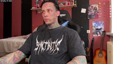 Snapshot of tommy__gun_ chatting on December 2024 08:18:01 AM Tommy and Katana online show from December 2024 08:18:01 AM