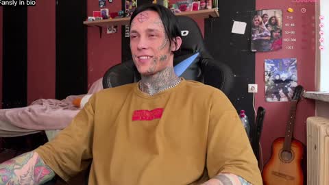 Snapshot of tommy__gun_ chatting on December 2024 08:35:01 AM Tommy and Katana online show from December 2024 08:35:01 AM