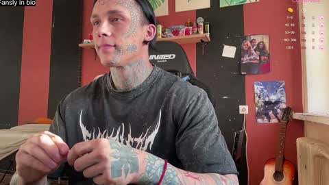 Snapshot of tommy__gun_ chatting on December 2024 10:26:02 AM Tommy and Katana online show from December 2024 10:26:02 AM