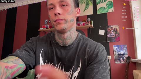 Snapshot of tommy__gun_ chatting on January 2025 09:33:01 AM Tommy and Katana online show from January 2025 09:33:01 AM