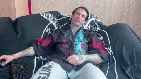 Snapshot of tommy__gun_ chatting on February 2025 06:39:02 AM Tommy and Katana online show from February 2025 06:39:02 AM