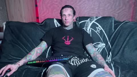 Snapshot of tommy__gun_ chatting on March 2025 02:59:01 PM Tommy and Katana online show from March 2025 02:59:01 PM