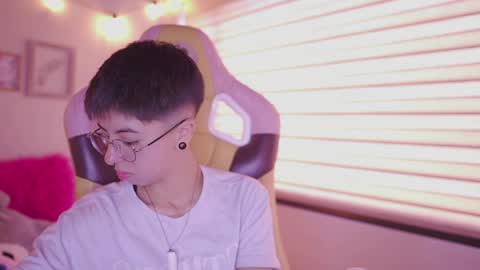 Blue  online show from April 2026 01:41:01 PM