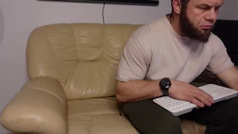 Snapshot of tommy_burnzzz chatting on December 2024 03:15:02 AM tommy burnzzz online show from December 2024 03:15:02 AM