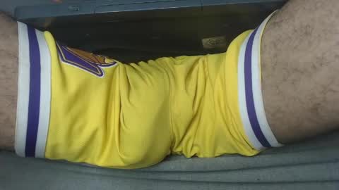   Thomas    online show from April 2026 11:20:02 PM