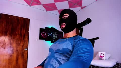 tommy_sccott online show from December 2024 06:19:02 AM