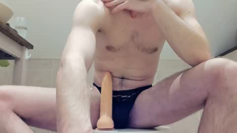 Snapshot of tommyadvo chatting on February 2025 08:42:01 PM Tom online show from February 2025 08:42:01 PM