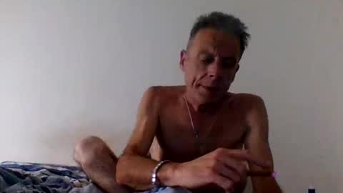 Snapshot of tommyandtomara chatting on June 2026 09:40:01 PM tommyandtomara online show from June 2026 09:40:01 PM