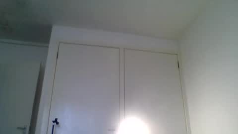 Snapshot of tommyandtomara chatting on June 2026 11:02:01 AM tommyandtomara online show from June 2026 11:02:01 AM