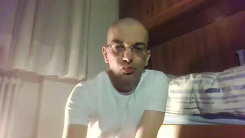 Snapshot of tommycorner chatting on December 2024 10:04:02 PM tommycorner online show from December 2024 10:04:02 PM