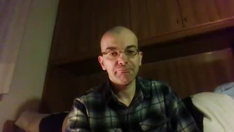 Snapshot of tommycorner chatting on January 2025 10:33:02 PM tommycorner online show from January 2025 10:33:02 PM