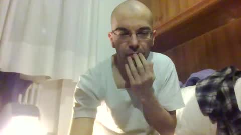 Snapshot of tommycorner chatting on February 2025 10:51:02 PM tommycorner online show from February 2025 10:51:02 PM