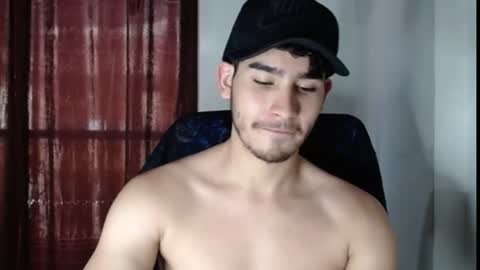 Snapshot of tommycutee21 chatting on July 2026 09:39:02 PM tommycutee21 online show from July 2026 09:39:02 PM