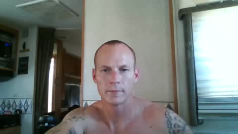 tommygunsfit online show from October 2025 08:50:02 PM