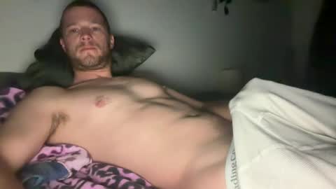 Snapshot of tommygunzsolo chatting on June 2026 05:08:01 PM tommygunzsolo online show from June 2026 05:08:01 PM