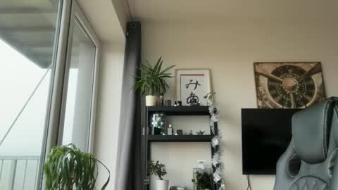 Thomas Fit online show from December 2025 09:36:01 AM