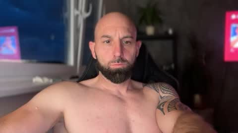 Snapshot of tommyx01 chatting on June 2026 07:50:01 PM Thomas Fit online show from June 2026 07:50:01 PM