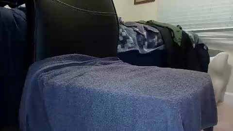 Thomas online show from November 2025 02:02:02 AM