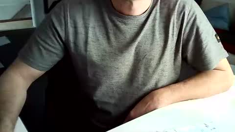 Tom online show from December 2024 08:41:02 AM