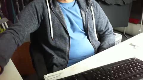 Tom online show from September 2025 12:16:01 PM