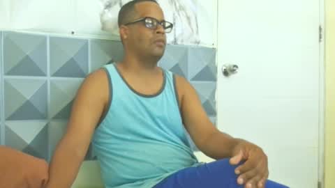 Antonio online show from November 2025 02:07:02 PM