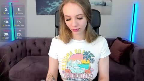 Snapshot of toni_ray chatting on June 2026 05:46:02 AM Tony online show from June 2026 05:46:02 AM