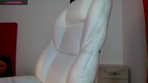 TONI BELMONT online show from December 2024 09:45:01 PM