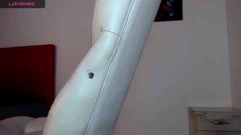 TONI BELMONT online show from December 2024 09:32:02 PM