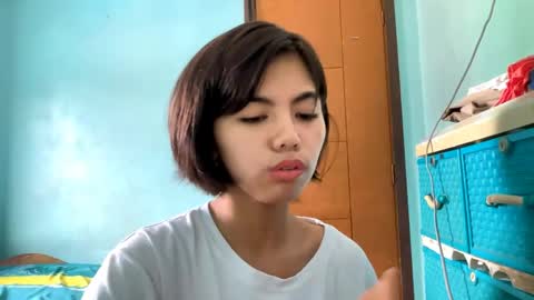 Snapshot of toniebirley chatting on May 2026 03:26:01 AM Mila online show from May 2026 03:26:01 AM