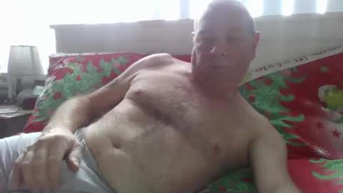 tony14712 online show from December 2025 12:34:02 PM