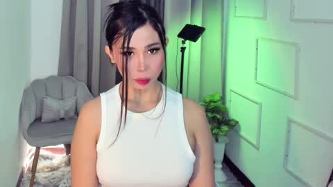 Snapshot of tony_drivesyoucrazy chatting on March 2025 07:56:01 PM tony_drivesyoucrazy online show from March 2025 07:56:01 PM