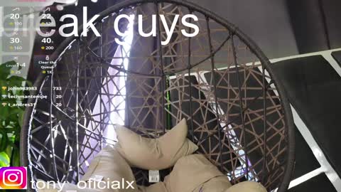 Snapshot of tony_newmen chatting on January 2025 09:34:02 PM tony online show from January 2025 09:34:02 PM