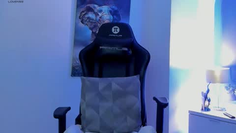 Snapshot of tony_petrov chatting on February 2026 07:51:01 AM tony_petrov online show from February 2026 07:51:01 AM