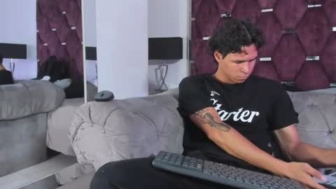 Snapshot of tonybenedetti chatting on June 2026 08:46:01 PM Tony Benedetti online show from June 2026 08:46:01 PM